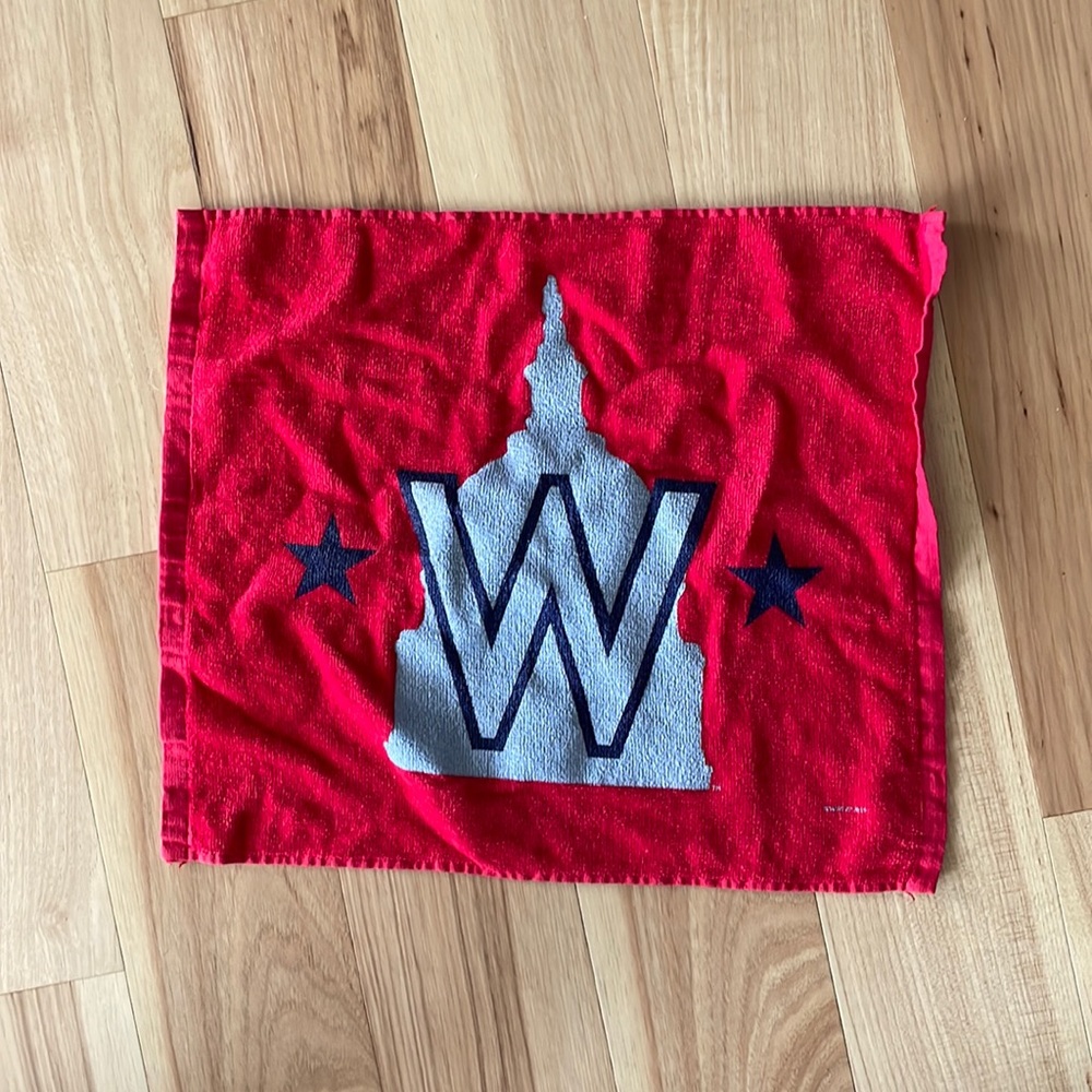Washington Capitals NHL Fan Towel